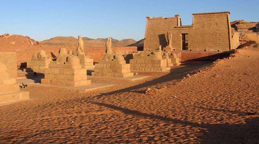 Wadi es-Sebua