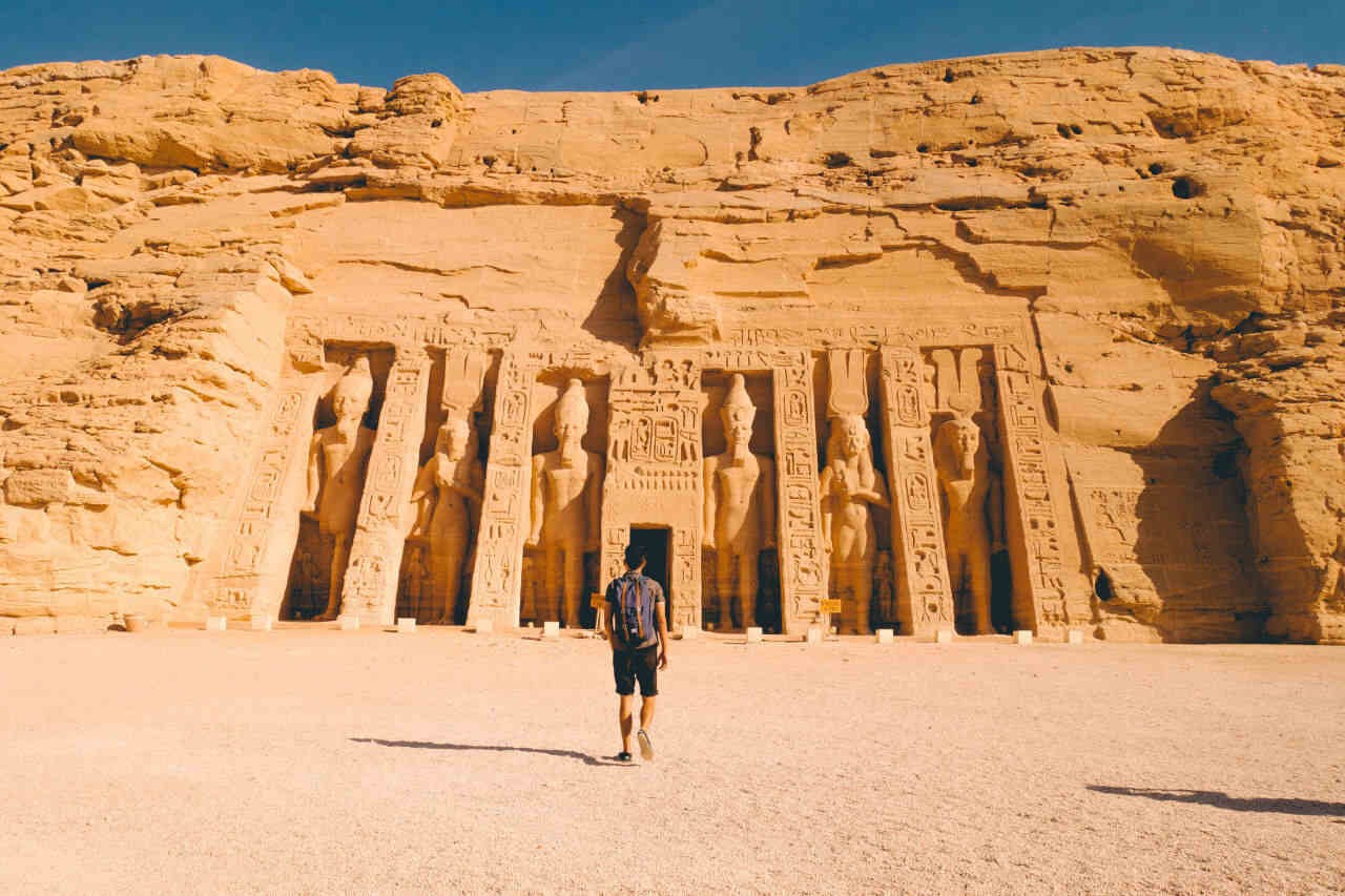 Backpacking Egypt Travel Guide