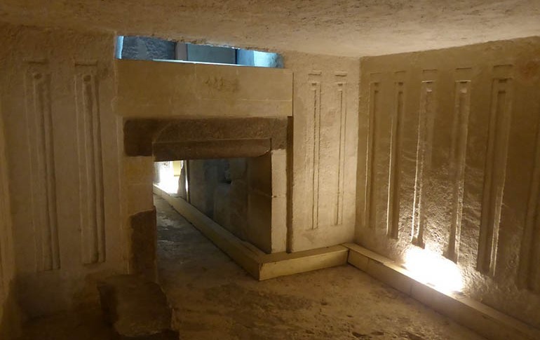 Pyramid of Menkaure History & Architecture