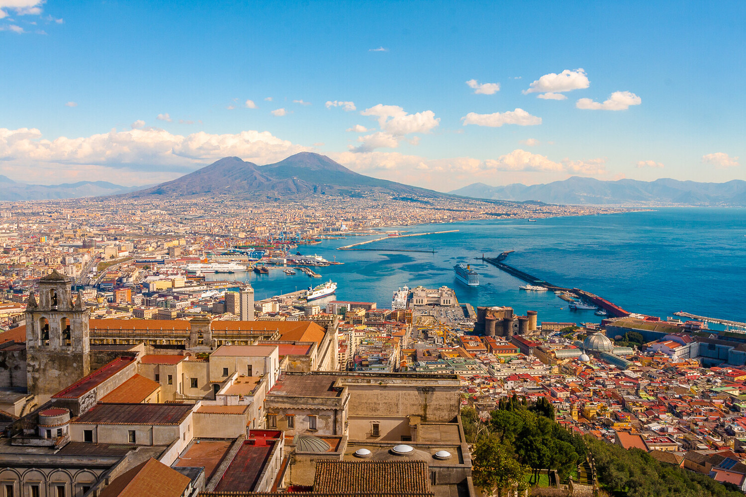 From Benevento to Naples: Route through 6 DAYS - 7 NIGHTS