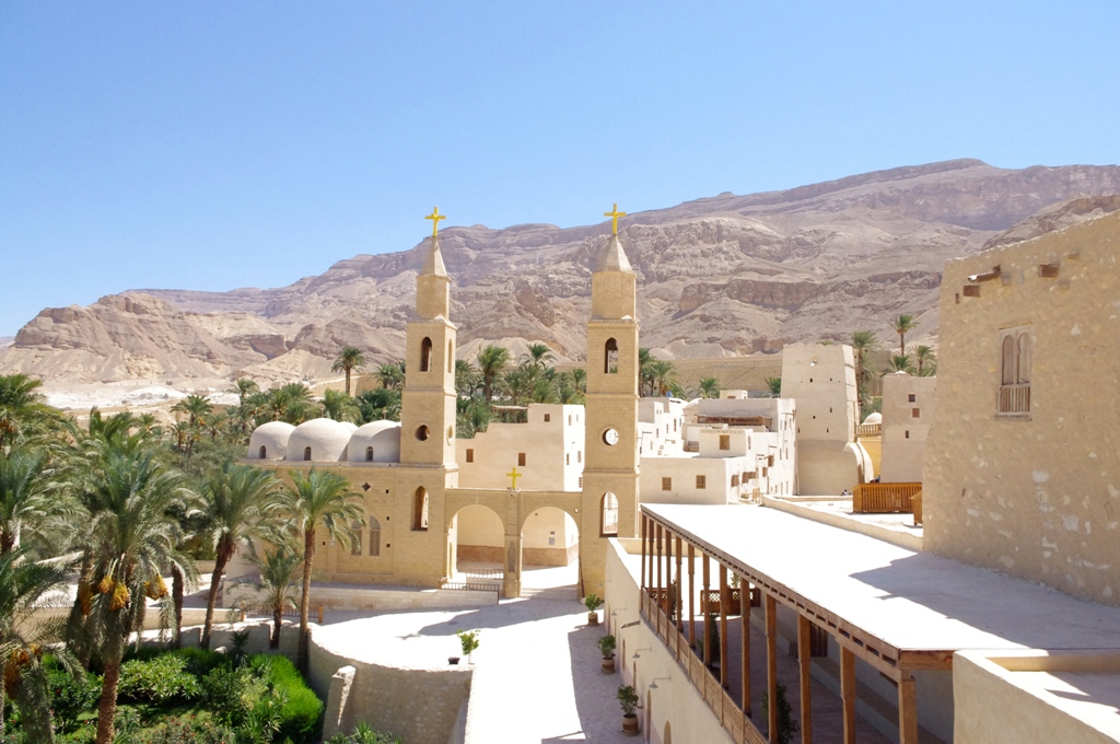 Luxury Nile Cruise and Cairo Tour