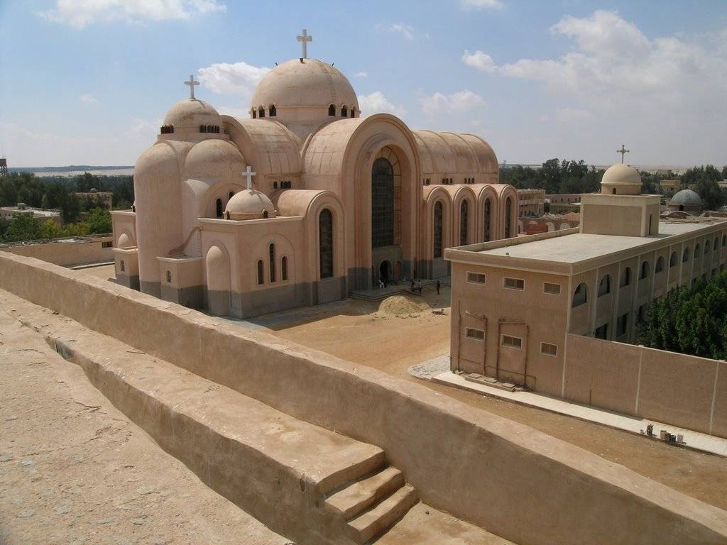 Luxury Nile Cruise and Cairo Tour