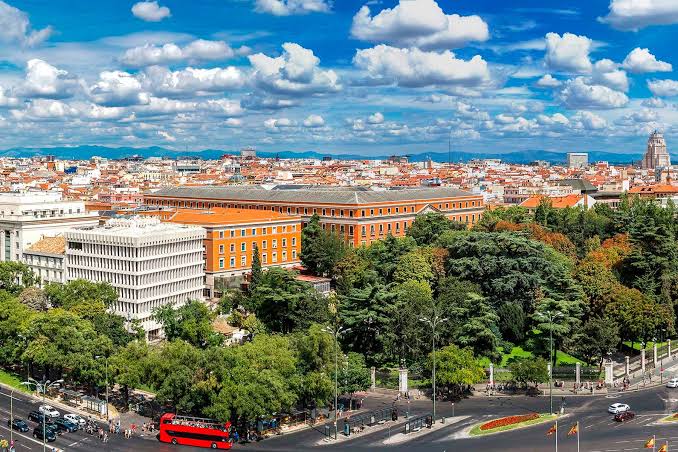 10-Days Spain: Barcelona, Valencia, Andalusia & Madrid