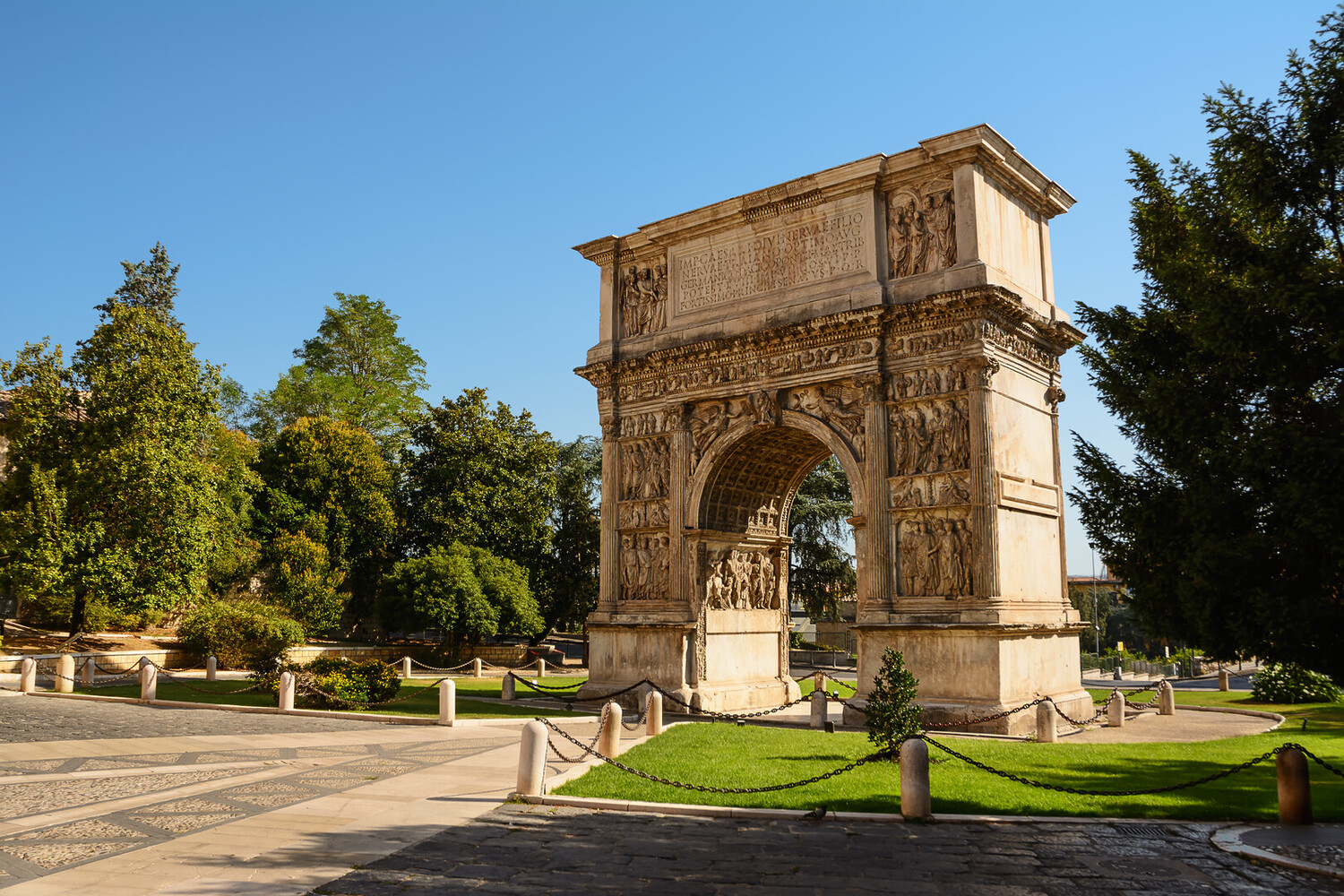 8-Days - 7-Nights From Benevento to Naples: Route through