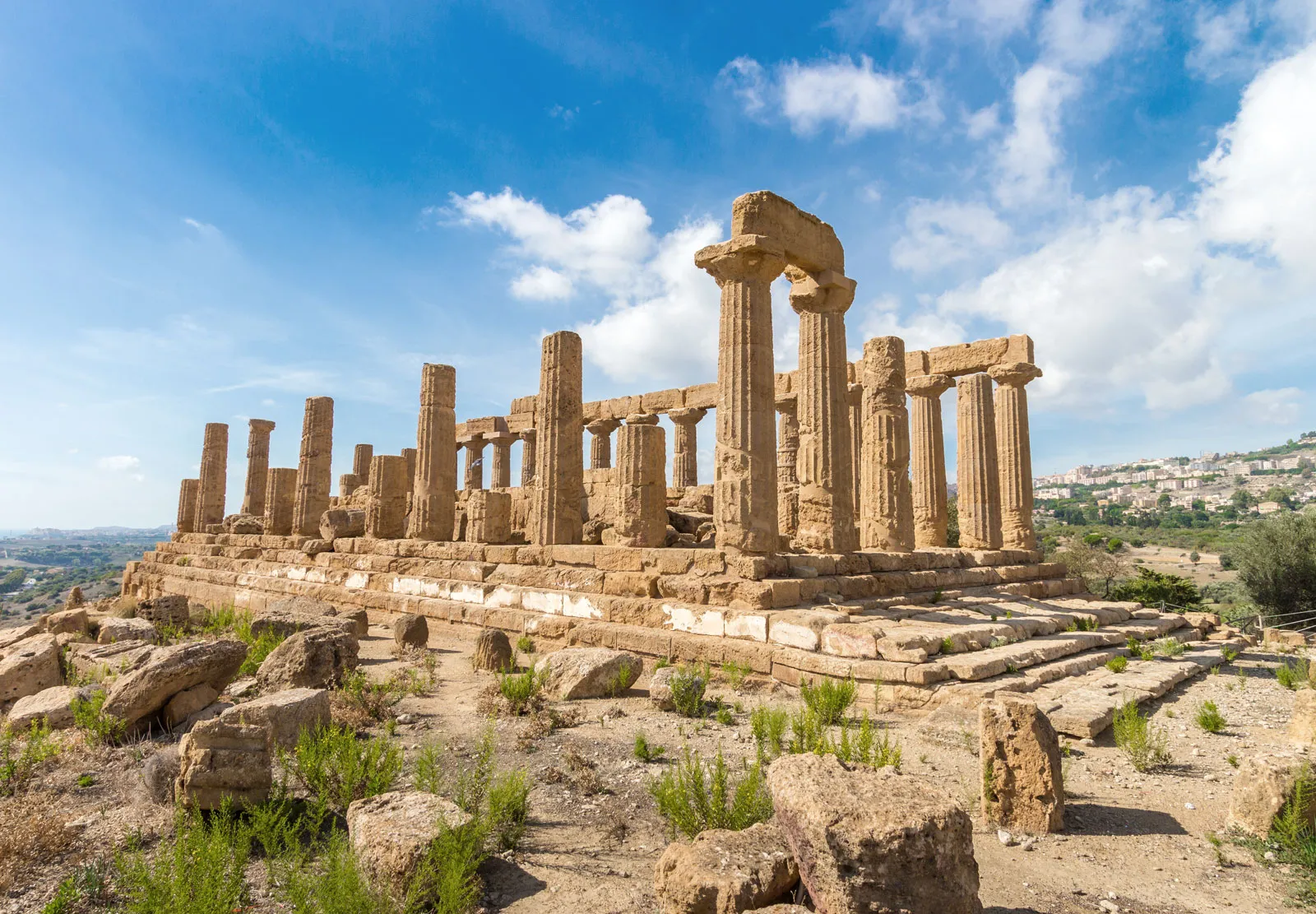 9 DAYS - 8 NIGHTS A Journey into the History of Southern Italy