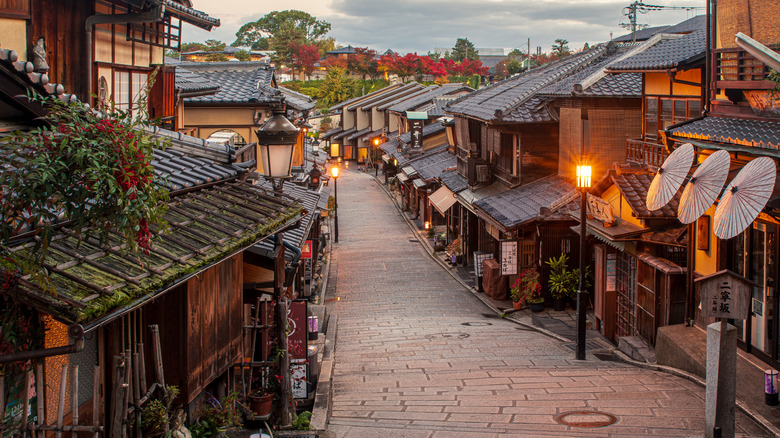 PRIVATE TOUR | 10 DAYS