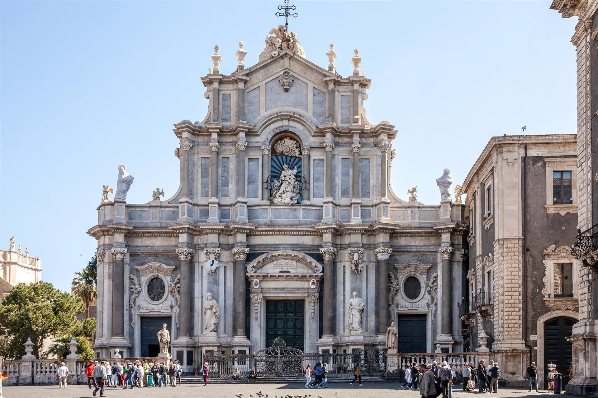 9 DAYS - 8 NIGHTS A Journey into the History of Southern Italy