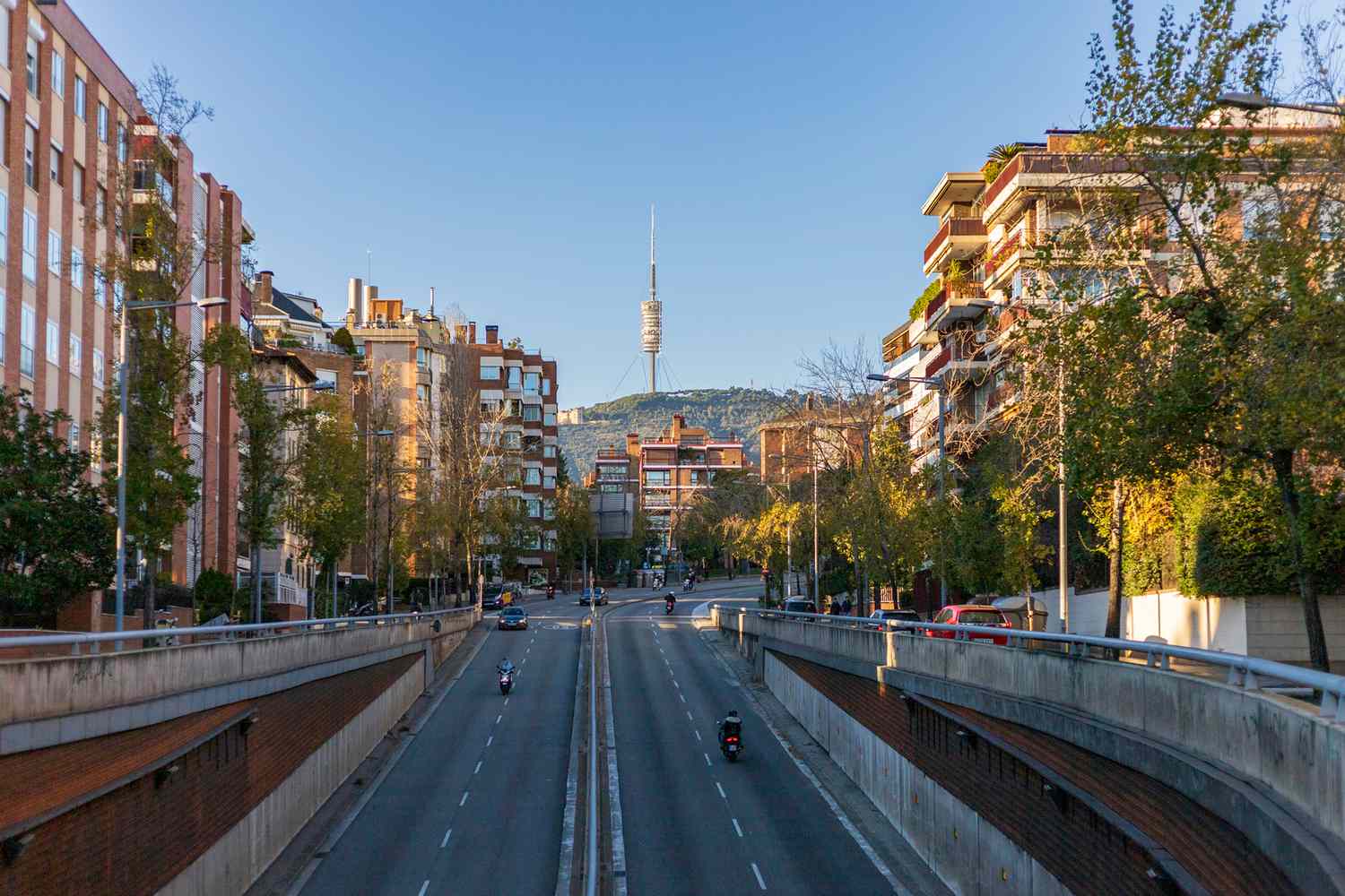 10-Days Spain: Barcelona, Valencia, Andalusia & Madrid