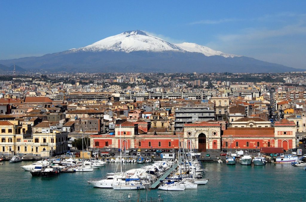 9 DAYS - 8 NIGHTS A Journey into the History of Southern Italy
