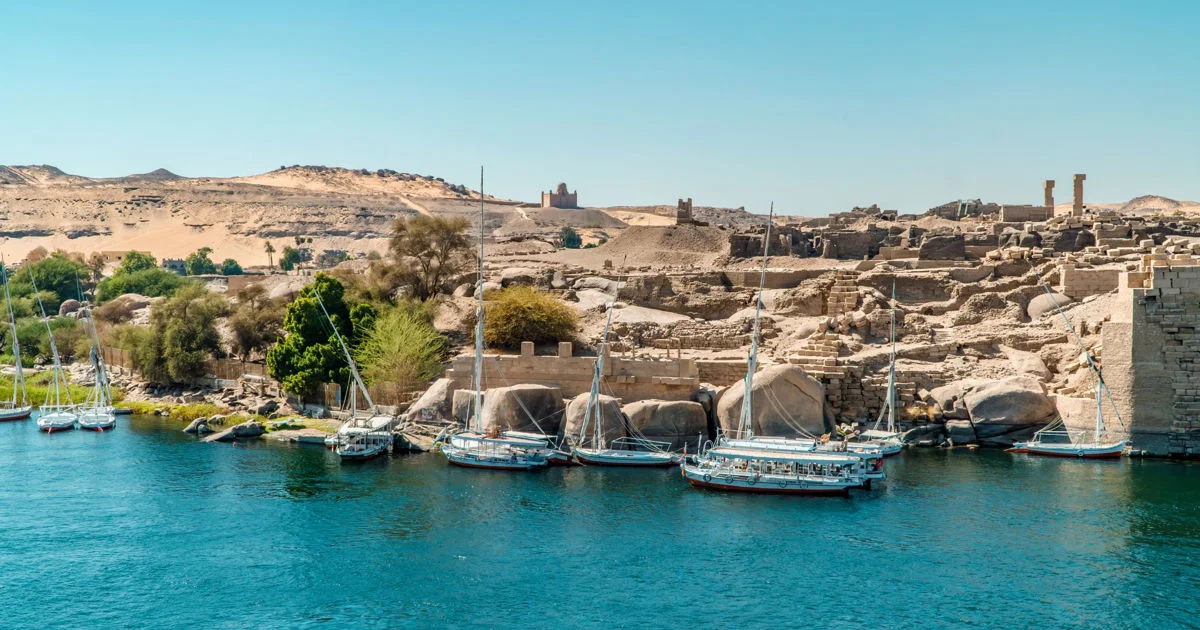Mythical Greece: Athens, Land Tour, Mykonos & Santorini